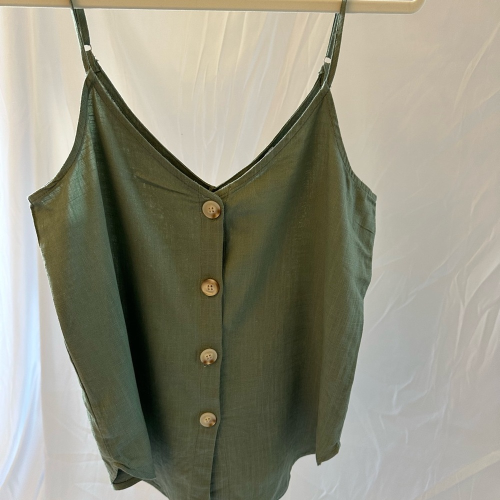 Women’s M Olive Button-Down Camisole